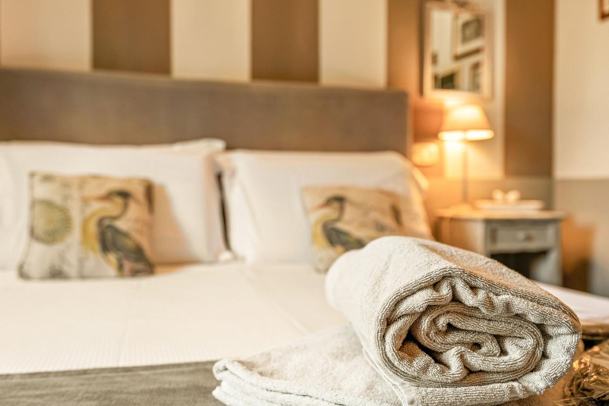 I Capricci Di Merion - Resort & Spa 特拉西梅诺湖畔托罗 外观 照片